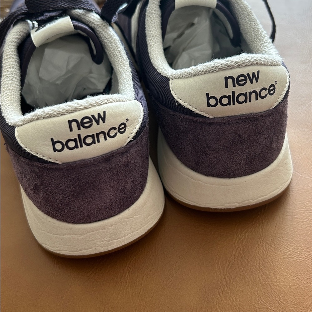 New Balance 420 Purple Suede Sneakers Sz 8.5 - Picture 4 of 10